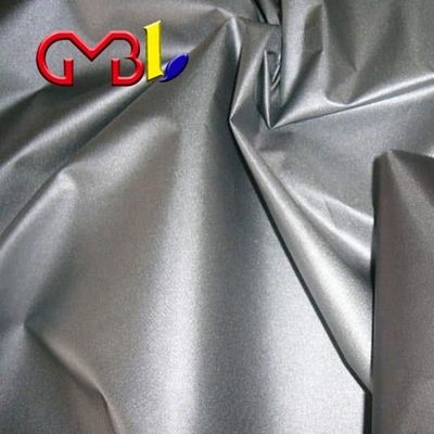 Tejido de color personalizado de tafetas 210T de revestimiento de poliéster 100% estándar exportado para ropa de trabajo