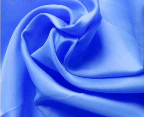 Tejido de color personalizado de tafetas 210T de revestimiento de poliéster 100% estándar exportado para ropa de trabajo