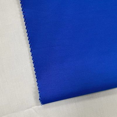 Tejido de uso profesional T/C 80/20 Polyester Mezcla de algodón Twill Tejido de peso medio