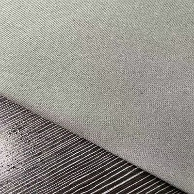 Poliéster de algodón simple Twill 21/21 108x58 110-260gm para ropa de trabajo Libro de muestra uniforme