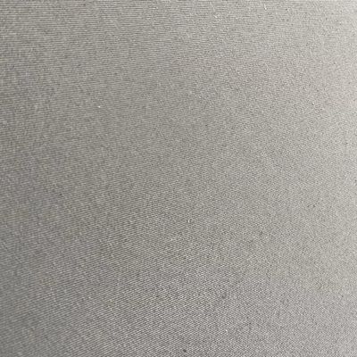 Poliéster de algodón simple Twill 21/21 108x58 110-260gm para ropa de trabajo Libro de muestra uniforme