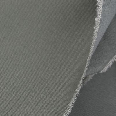 Densidad de material de poliéster espuntado de 190 gm 108*58 para la producción del mercado africano
