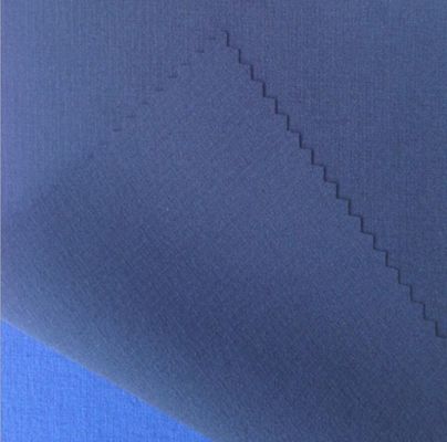 Densidad de material de poliéster espuntado de 190 gm 108*58 para la producción del mercado africano
