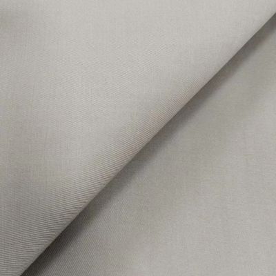 Tejido de fibra de poliéster 100% de fibra de gabardina para un patrón uniforme Densidad de sólidos 180 × 120
