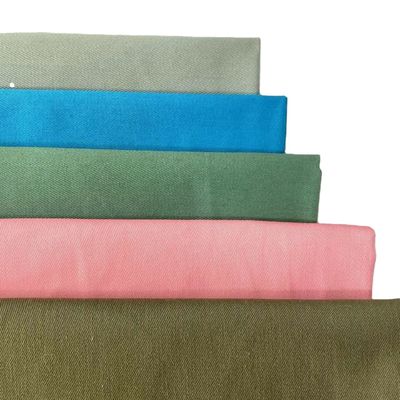 Vestidos de trabajo Tejido cuadrado estilo 57/58 &quot;Ancho 100% de poliéster Twill Gabardine Tejido