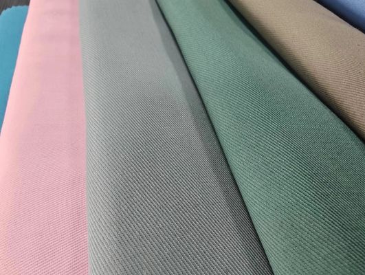 Exportado estándar 100% poliéster revestimiento 210T Taffeta para tejido de color personalizado