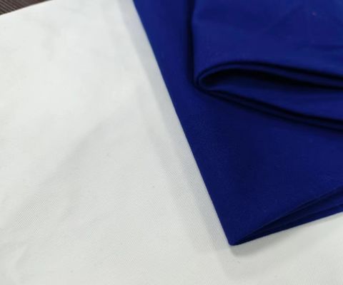 Tejido resistente a la llama de Taffeta 210T 100% de poliéster imprimible para revestimiento de peso medio