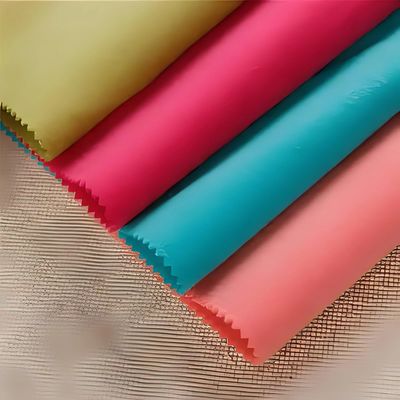 Tejido de color personalizado 210T Taffeta para revestimiento de poliéster 100% estándar exportado