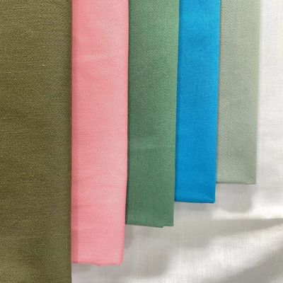 Peso medio Tintado 80 Poliéster 20 Tejido de impresión de algodón para ropa de trabajo Bolso de chaqueta