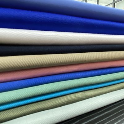 Peso medio 57/58&quot; 80 Poliéster 20 Tejido de impresión de algodón para ropa de trabajo Tejido para exteriores