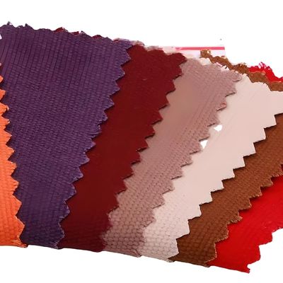 Tejido de poliéster de 120-140 gramos ideal para ropa de trabajo y uniformes resistente al agua