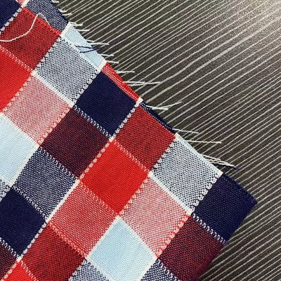 Filamento fluorescente de tela teñida de tejido simple Twill 1 1 tejido para trajes escolares ropa de trabajo a precios