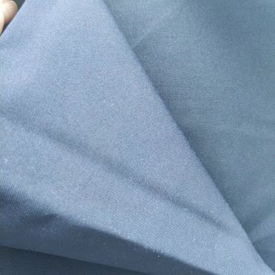 Tejido de revestimiento de poliéster Taffeta de 210T personalizado con número de hilos 63D*63D en estilo TWILL