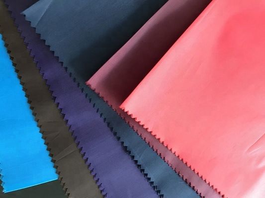 Tejido Taffeta de revestimiento 100% de poliéster 210T en color personalizado para antiestático Whosale