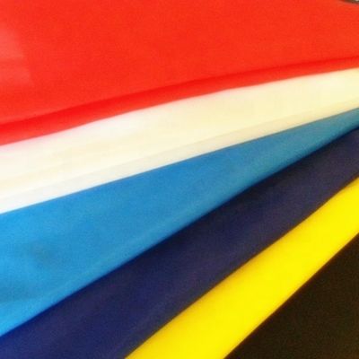 Diseños personalizados Antiestático 100% de algodón Twill tela para ropa de artes marciales